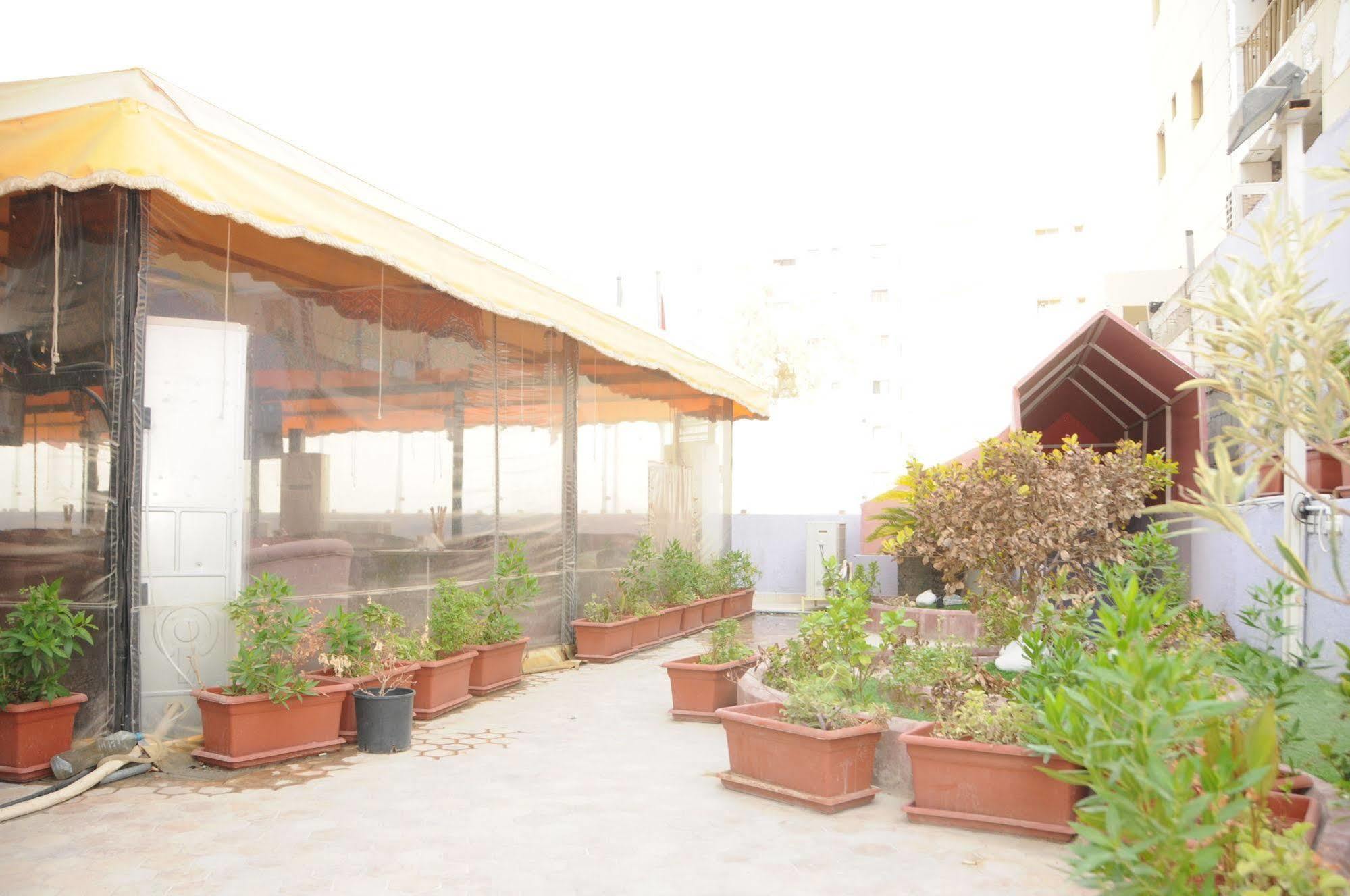 Al Muhanna Plaza Salmiya Old Souk Kuwait City Eksteriør bilde